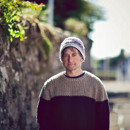 Artist picture of King Creosote