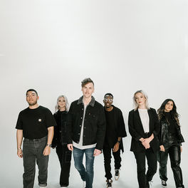 Artist picture of Elevation Worship