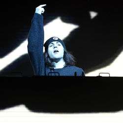 Porter Robinson & Urban Cone - Lionhearted (Arty Rmx)