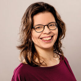 Artist picture of Julie Peters