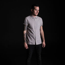 Artist picture of Andrew Bayer