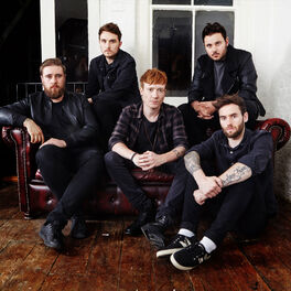 Artist picture of Mallory Knox