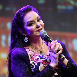 Artist picture of Crystal Gayle
