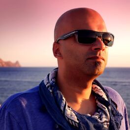 Artist picture of Roger Shah