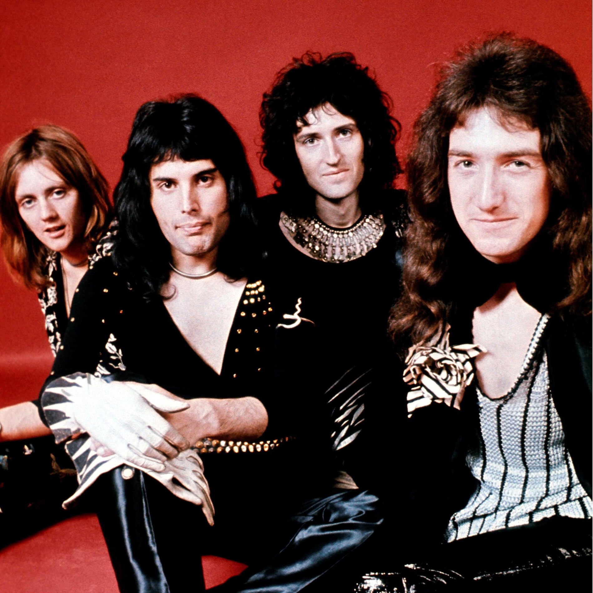 Queen: альбомы, песни, плейлисты | Слушайте на Deezer