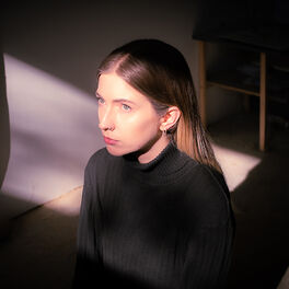 Artist picture of Ellis
