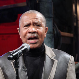 Artist picture of Lenny Williams