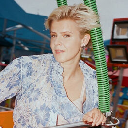 Robyn