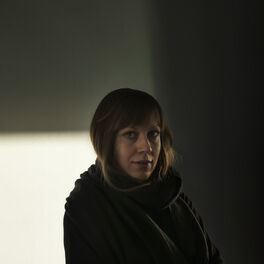 Artist picture of Julia Gjertsen
