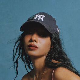 Artist picture of Diana Gordon