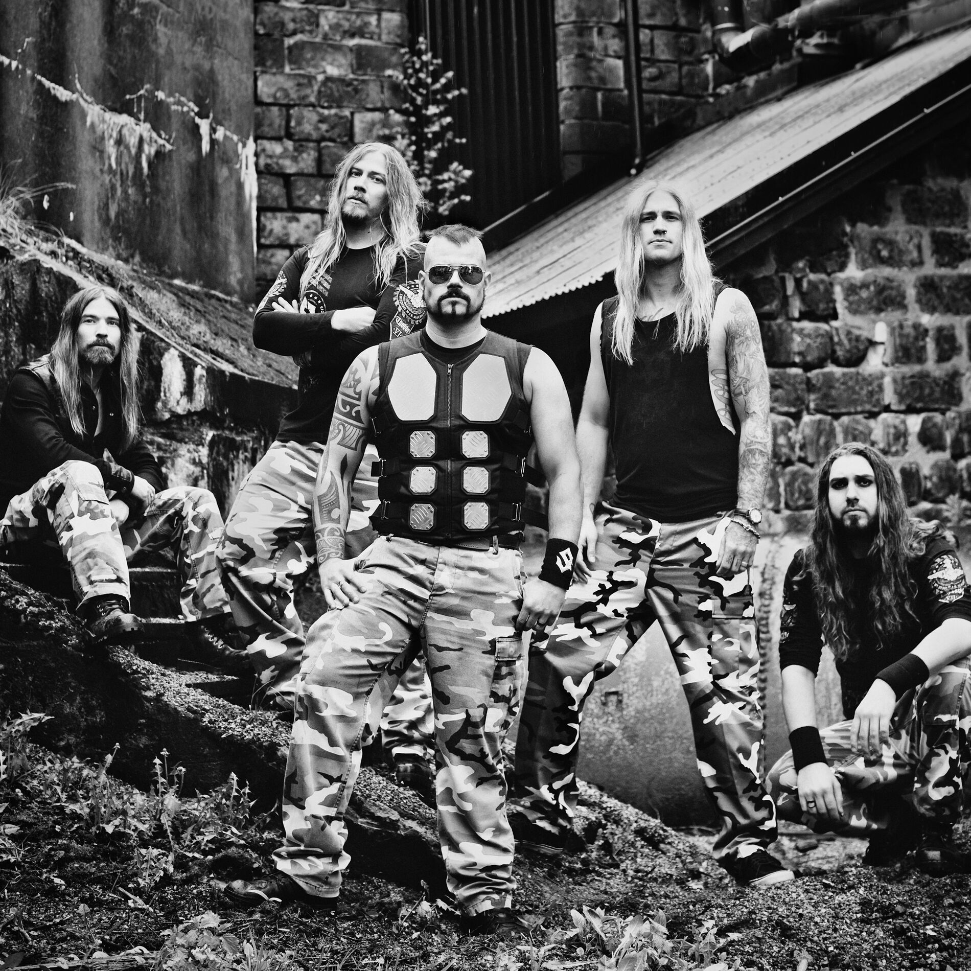 Sabaton: album, låtar, spellistor | Lyssna i Deezer