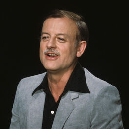 Artist picture of Roger Whittaker