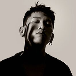 Artist picture of Crush