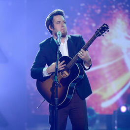 Artist picture of Lee DeWyze