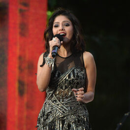 Artist picture of Sunidhi Chauhan