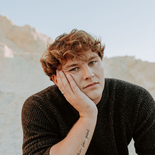 Caleb Hearn: albums, songs, playlists | Listen on Deezer