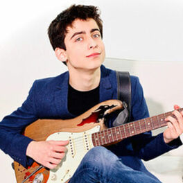 Artist picture of Aidan Gallagher