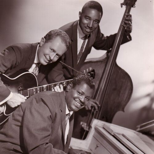 Oscar Peterson Trio: albums, songs, playlists | Listen on Deezer