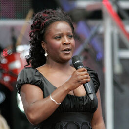 Artist picture of Marie-Josée Lord
