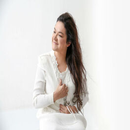 Artist picture of Débora Miranda