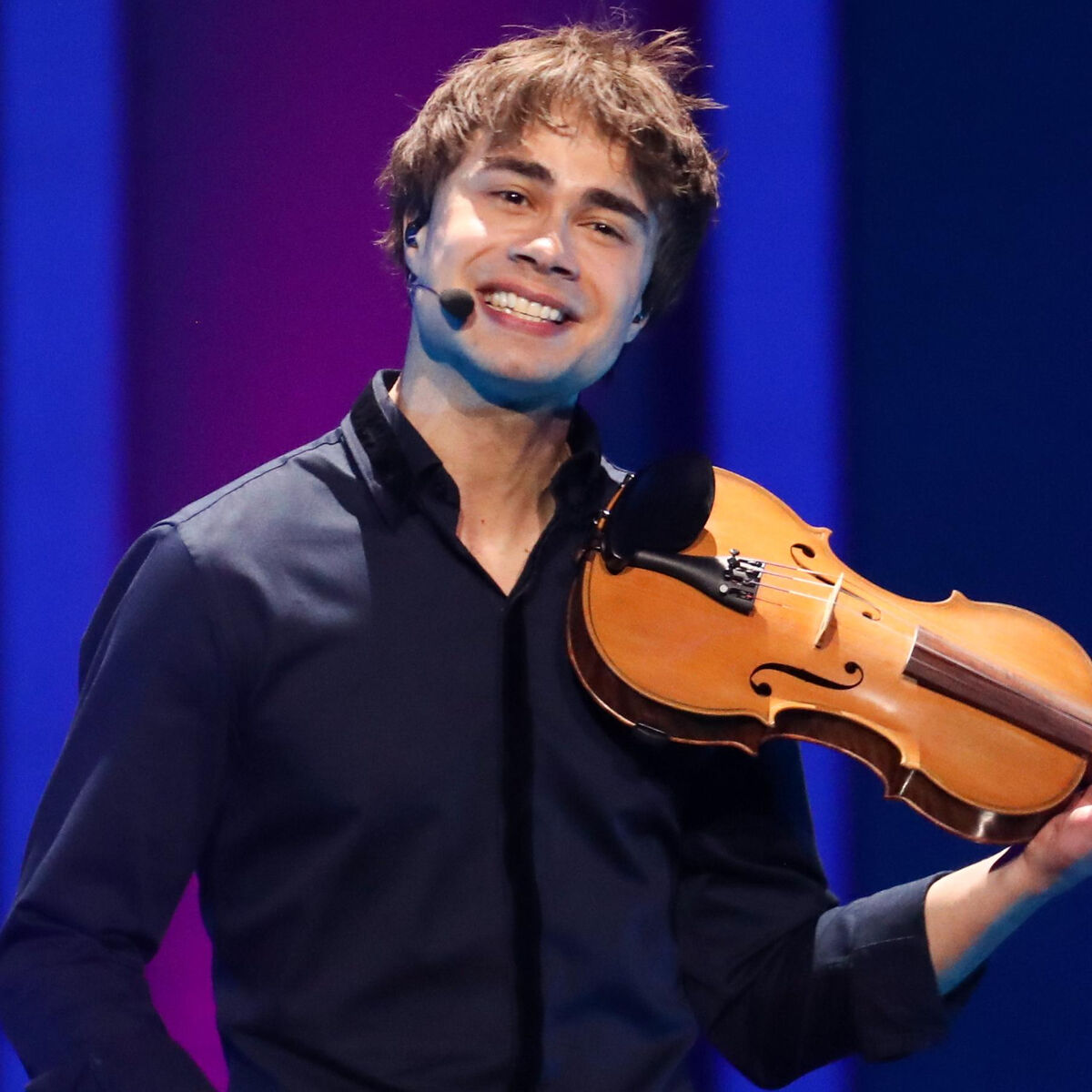 Alexander Rybak: альбомы, песни, плейлисты | Слушайте на Deezer