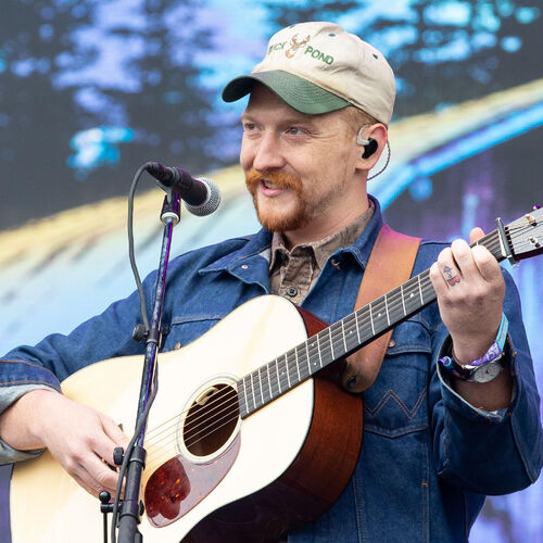 Tyler Childers: Albums, Songs, Playlists | Listen On Deezer