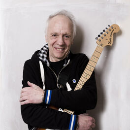 Artist picture of Robin Trower