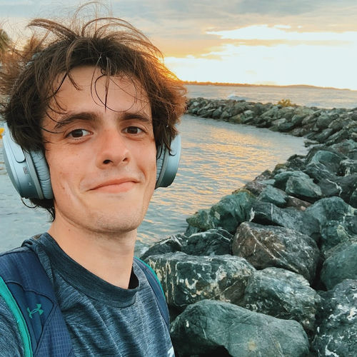 Jorge Rivera-Herrans: albums, songs, playlists | Listen on Deezer