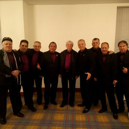 Los Hispanos