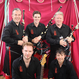 Artist picture of Red Hot Chilli Pipers