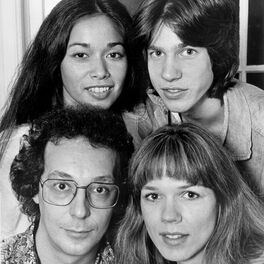 Artist picture of Starland Vocal Band