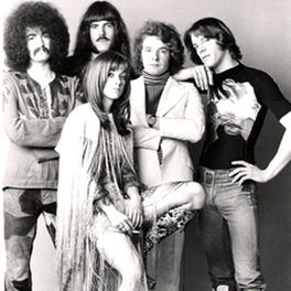 Artist picture of Curved Air