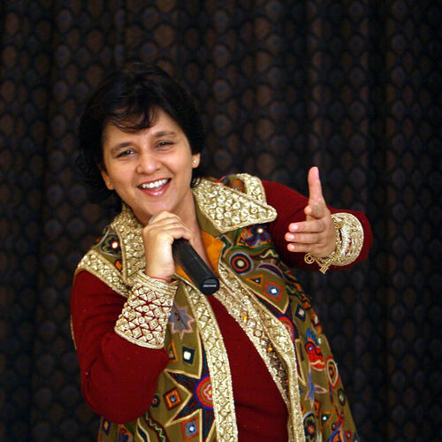 Falguni Pathak: Albums, Songs, Playlists | Listen On Deezer