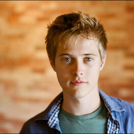 Lucas Grabeel