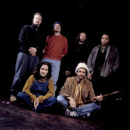 Artist picture of Rusted Root