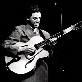 Artist picture of John Pizzarelli