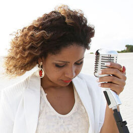 Artist picture of Priscila Cruz