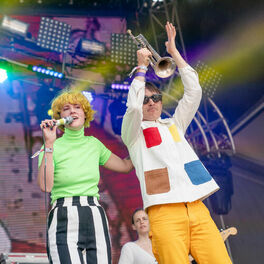 Artist picture of Rubblebucket