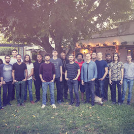 Artist picture of Snarky Puppy