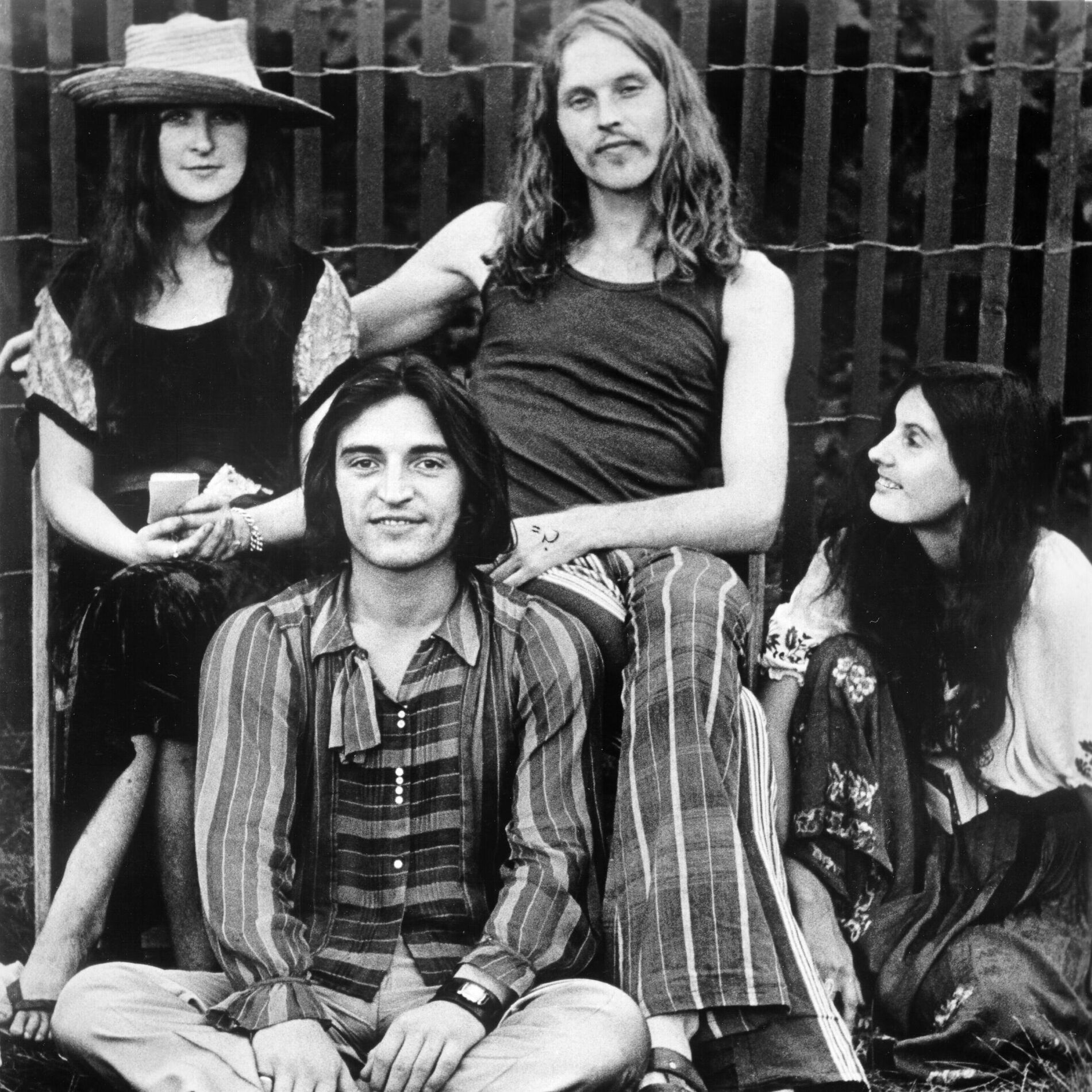 The Incredible String Band: albums, songs, playlists | Listen on 