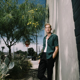 Artist picture of Andrew McMahon in the Wilderness