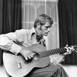 Artist picture of Jerry Reed
