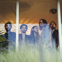 Artist picture of Local Natives