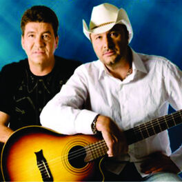 Artist picture of Chico Rey & Paraná