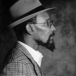 Artist picture of Linton Kwesi Johnson