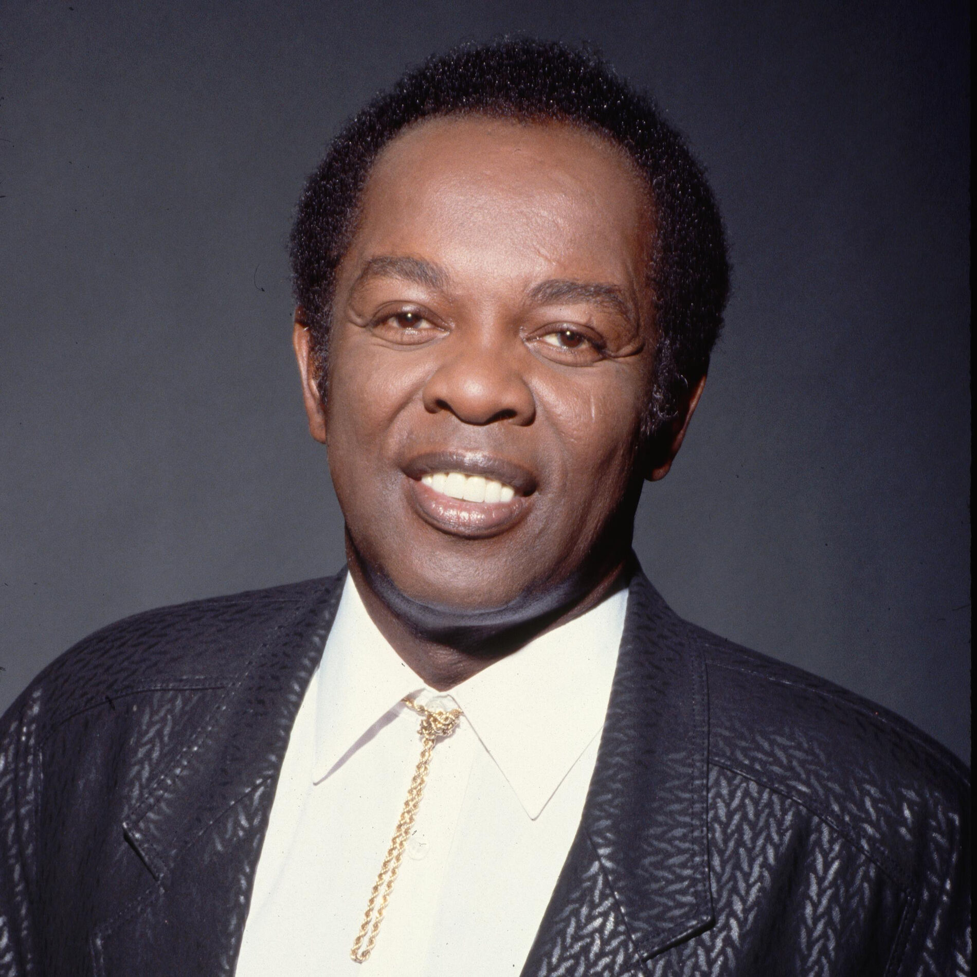 Lou Rawls: albums, songs, playlists | Listen on Deezer