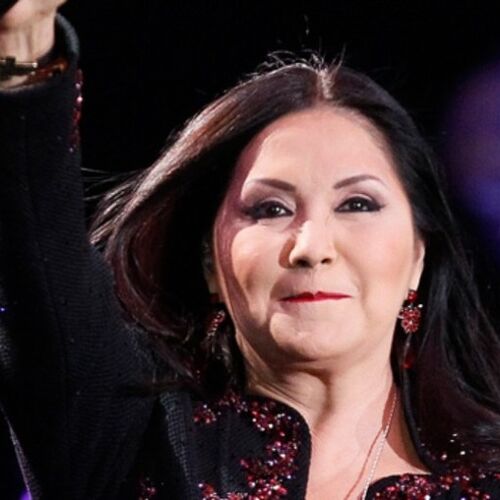 Ana Gabriel – Por Amor A Ustedes