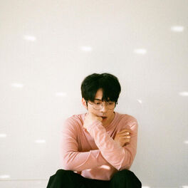 Artist picture of Isaac Hong