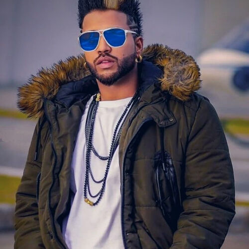 Sukhe (Punjabi Singer) Photos HD Free Download 2019 | Funky hairstyles,  Gents hair style, Hairstyle