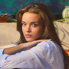 Anna Zak